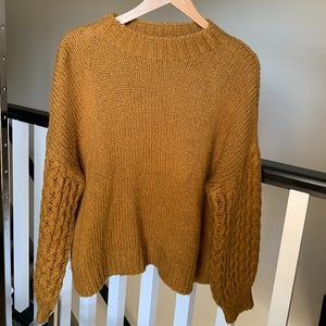 Forever 21 Sweater EUC